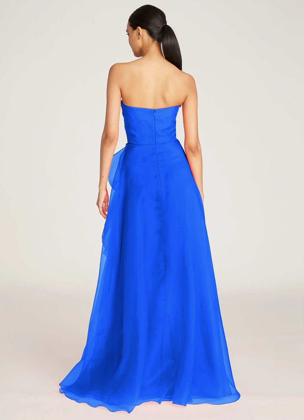 Vestido de Festa Longo Theia